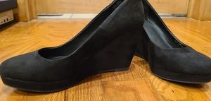 Apt 9 black wedges